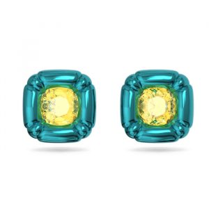 stud earrings